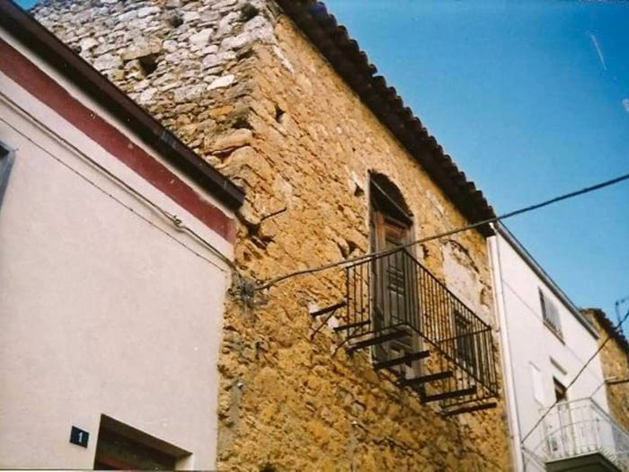 Casa monolocale in vendita in via Sbriziolo, Centro, Villarosa