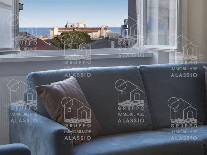 Appartamento quadrilocale in vendita in via privata san pancrazio, Fenarina Via Neghelli Collina di Ponente, Alassio