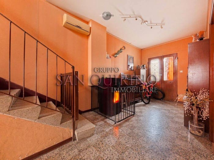 Casa con 5 locali in vendita in Via Casoni, Centro, Novi di Modena