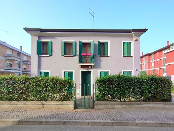Casa quadrilocale in vendita in Asseggiano, Venezia