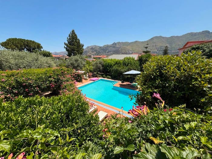 Casa con 6 locali in vendita in Stradella Cartiera Grande, Santicelli, Palermo