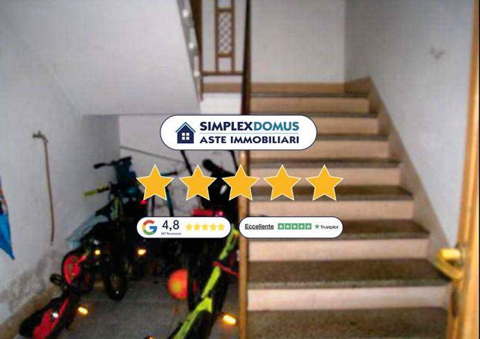 Appartamento con 5 locali in vendita in Marconi, Castello, Castelveccana