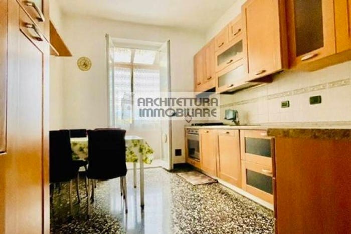 Appartamento quadrilocale in vendita in VIA MAGGIO, Centro, Albisola Superiore