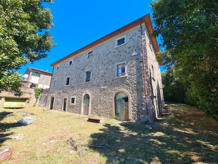 Casa con 6 locali in vendita in Via Vittorio Alfieri, Castellina Marittima