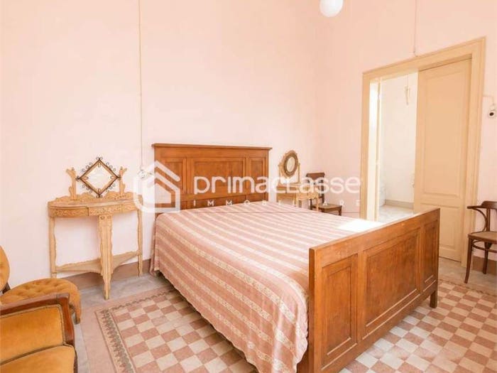Casa con 6 locali in vendita in Modica Alta, Modica