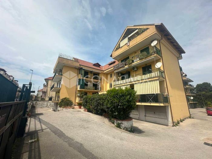 Appartamento trilocale in vendita in Via Santa Teresa d'Avila, Monaci, Giugliano in Campania