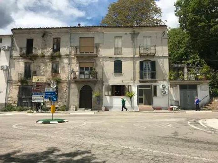 Casa quadrilocale in vendita in Via Italia, Centro, Gissi