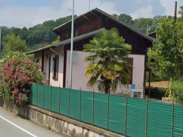 Casa quadrilocale in vendita in Via Provinciale, Centro, Viverone