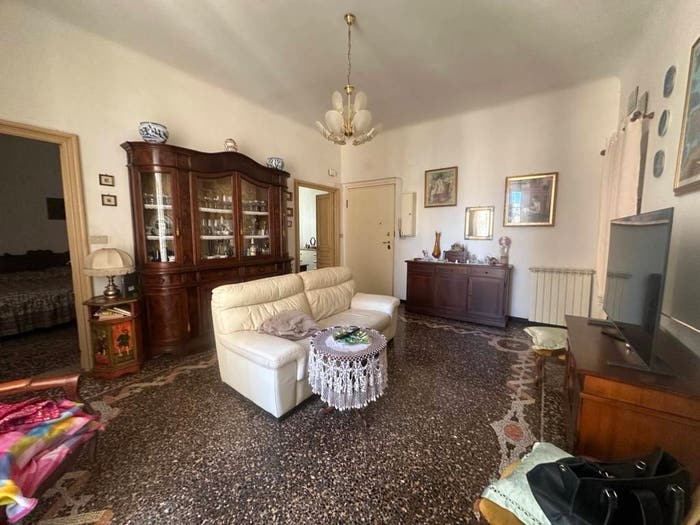 Appartamento con 5 locali in vendita in Sampierdarena, Genova