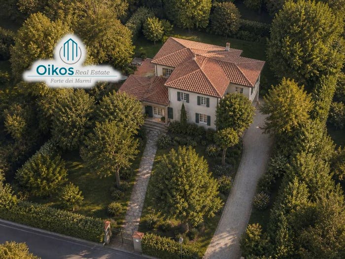 Casa con 6 locali in vendita in Via Versilia, Vittoria Apuana, Forte dei Marmi