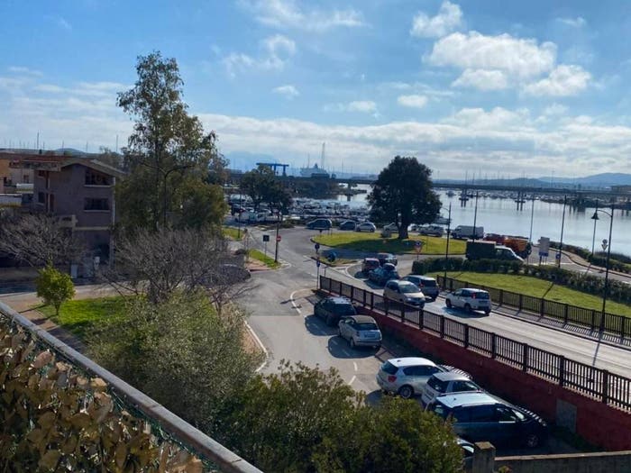 Casa quadrilocale in vendita in Via Adige, Viale Aldo Moro Ospedale Vecchio, Olbia