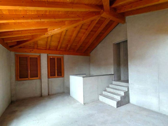 Appartamento trilocale in vendita in Lipomo