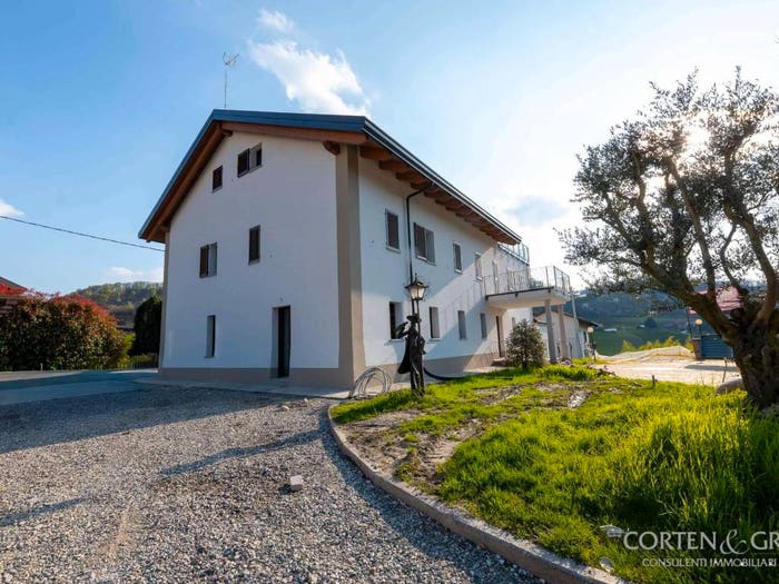Appartamento quadrilocale in vendita in via Donaudi, Donaudi, Castiglione Torinese
