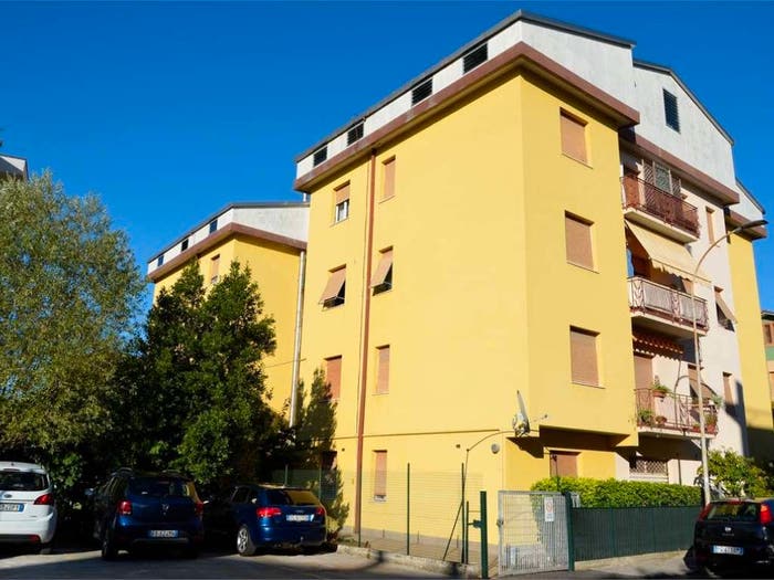 Appartamento con 6 locali in vendita in via bassano del Grappa, Centro, Falconara Marittima