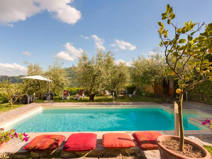 Casa con 6 locali in vendita in L'Apparita Monte Pilli, Bagno a Ripoli
