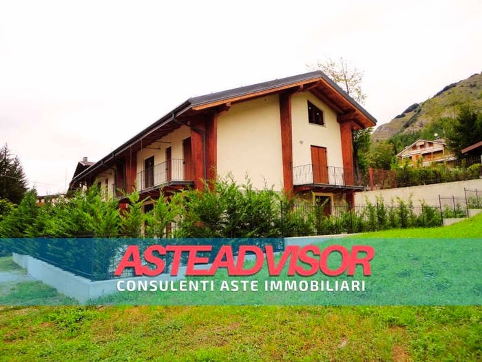 Appartamento con 6 locali in vendita in Via Albaretto, Entracque