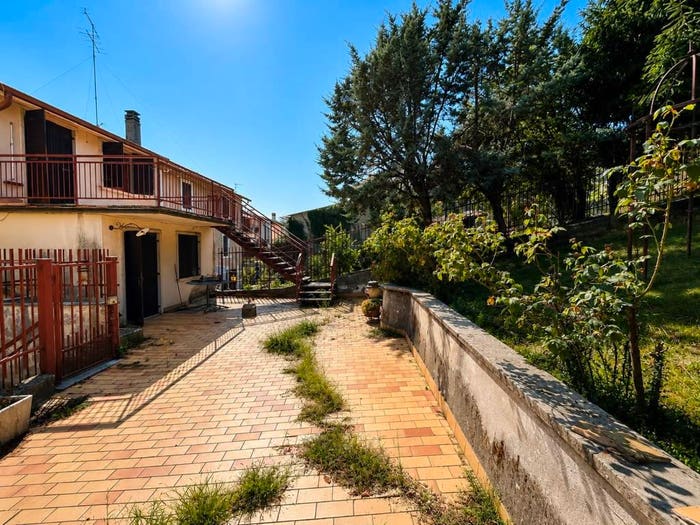 Casa con 6 locali in vendita in Via Vaio Barbana, Arzeré, Bosco Chiesanuova