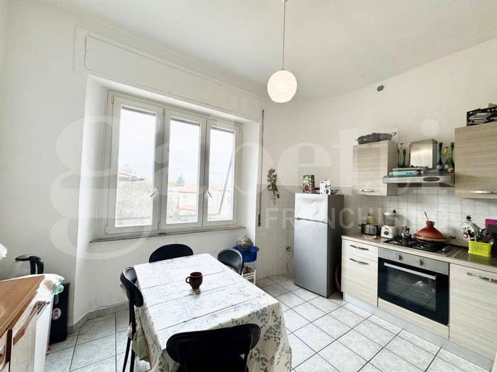 Appartamento trilocale in vendita in via zara snc, Orte Scalo, Orte
