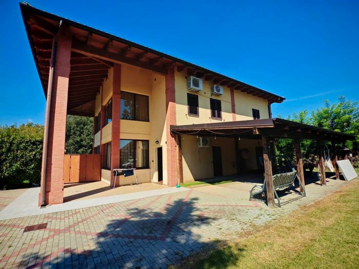 Casa con 6 locali in vendita in Via Lame, Torre Verde, Castel Maggiore