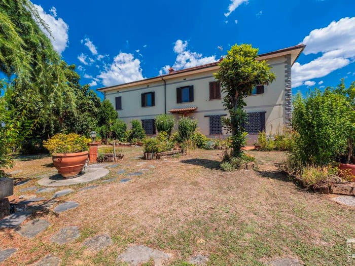 Casa con 6 locali in vendita in Via Cecinese, San Rocco, Larciano