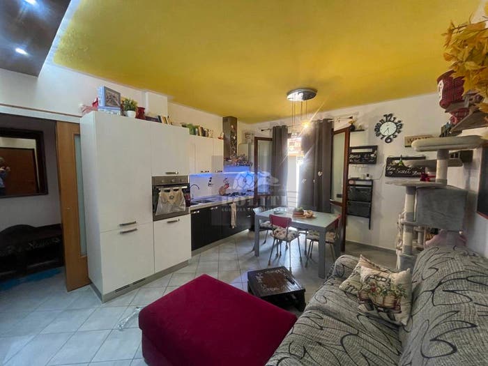 Appartamento trilocale in vendita in Via Roma, Centro, Gambassi Terme