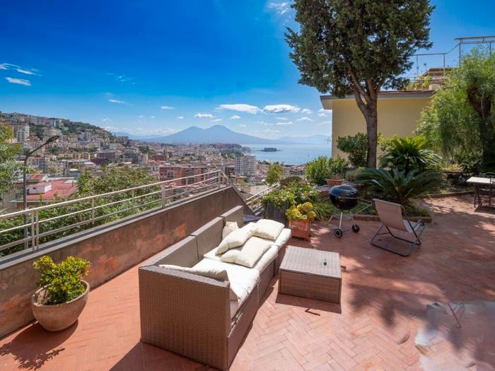 Appartamento con 6 locali in vendita in Via Privata Comola Ricci, Mergellina Piedigrotta, Napoli