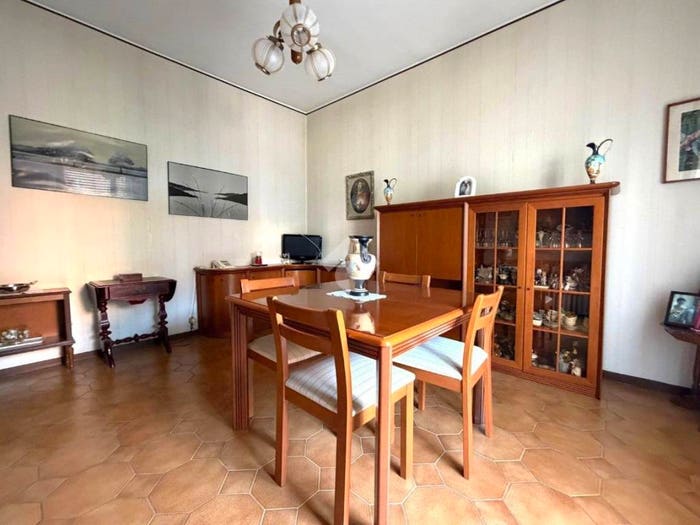 Casa con 6 locali in vendita in Via Beltrami, Città Giardino, Pavia