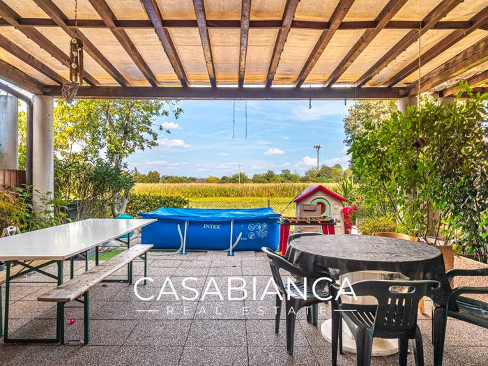 Casa trilocale in vendita in Via Camillo Benso di Cavour, Centro, Tombolo