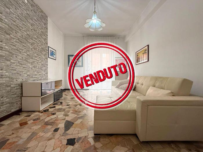 Appartamento bilocale in vendita in Via Luigi Settembrini, Crocifissa di Rosa, Brescia