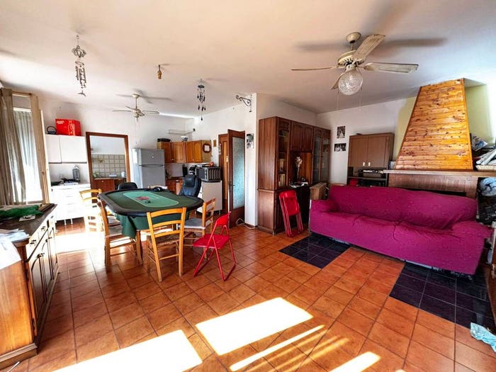Appartamento con 5 locali in vendita in Via Alcide De Gasperi, Ostra
