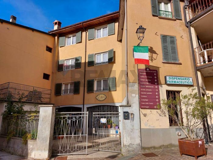 Appartamento con 6 locali in vendita in Monasterolo, Monasterolo del Castello