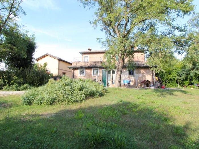 Casa con 6 locali in vendita in Santo Stefano Gambellara, Ravenna
