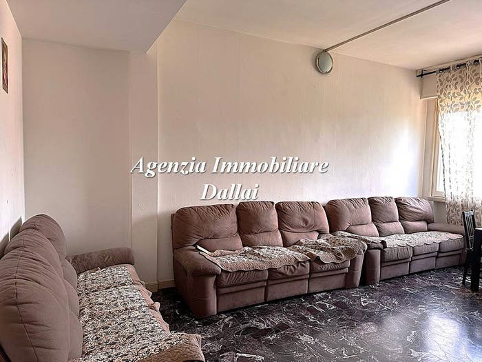 Appartamento con 6 locali in vendita in Via Maggio, Centro, Borgo San Lorenzo