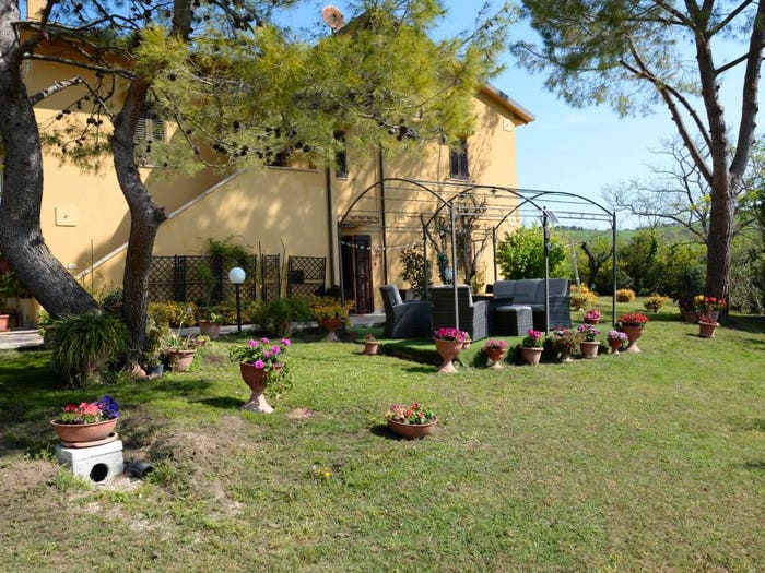 Casa con 6 locali in vendita in Via Saline, Falconara Marittima