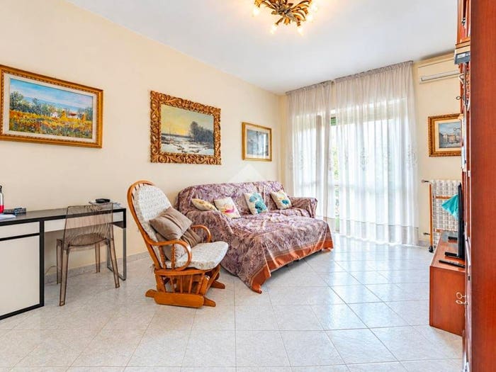Appartamento trilocale in vendita in Via Monte Sabotino, Palazzolo Milanese, Paderno Dugnano