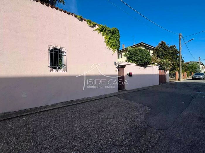 Casa con 6 locali in vendita in via andreasino, Dosso del Corso Chiesanuova, Mantova