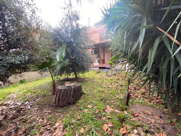 Casa con 5 locali in vendita in Via Grottaminarda, Borghesiana, Roma