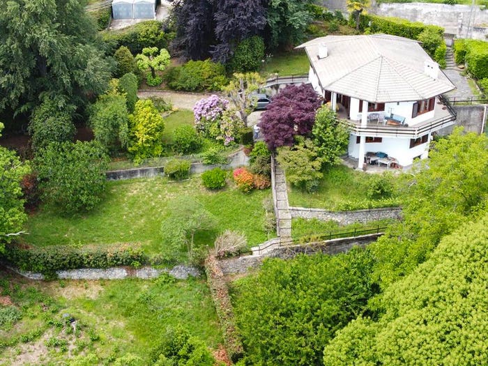 Casa con 6 locali in vendita in Colazza