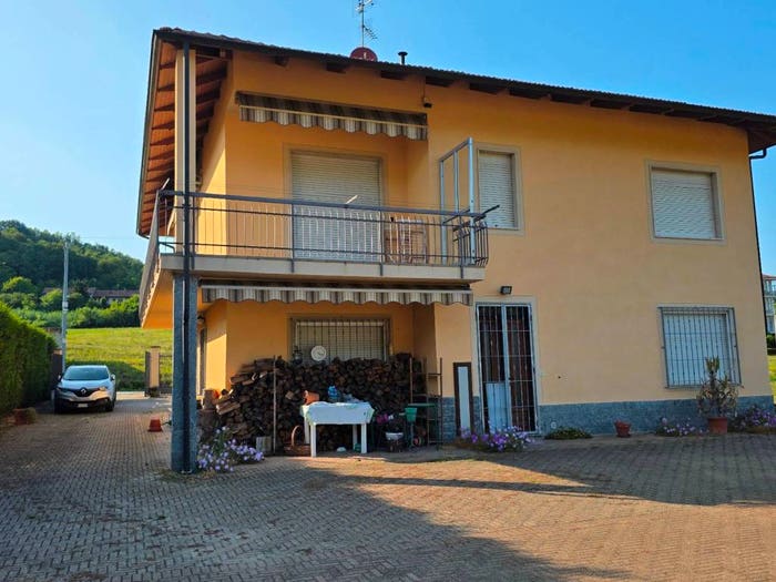 Casa con 6 locali in vendita in Via Santa Fede, Cavagnolo