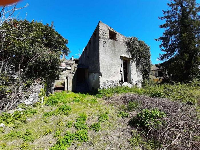 Casa con 6 locali in vendita in via Aldo Moro, Somma Vesuviana
