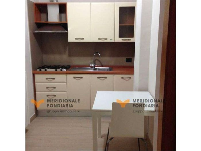 Appartamento trilocale in vendita in Via Montenegro, Lizzanello