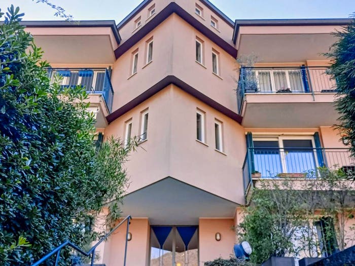 Appartamento bilocale in vendita in Tavernola, Como
