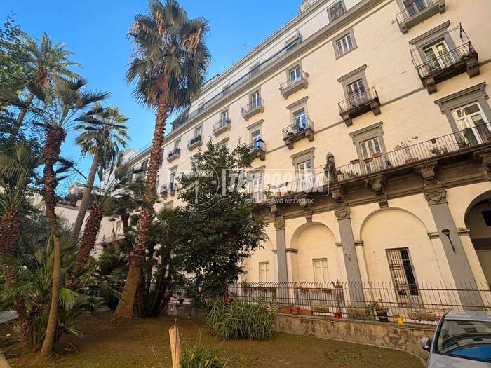 Appartamento con 5 locali in vendita in Via Matteo Renato Imbriani, Piazza Canneto Salvator Rosa, Napoli
