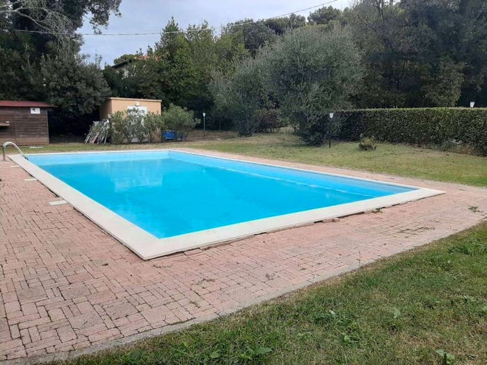 Appartamento trilocale in vendita in Via Mario Puccini, Quercianella, Livorno