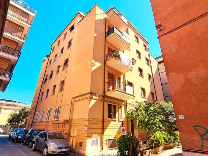Appartamento trilocale in vendita in Via Trentino, Centro, Nettuno