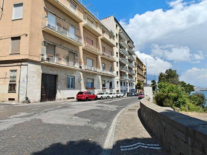 Appartamento trilocale in vendita in Via Posillipo, Posillipo, Napoli