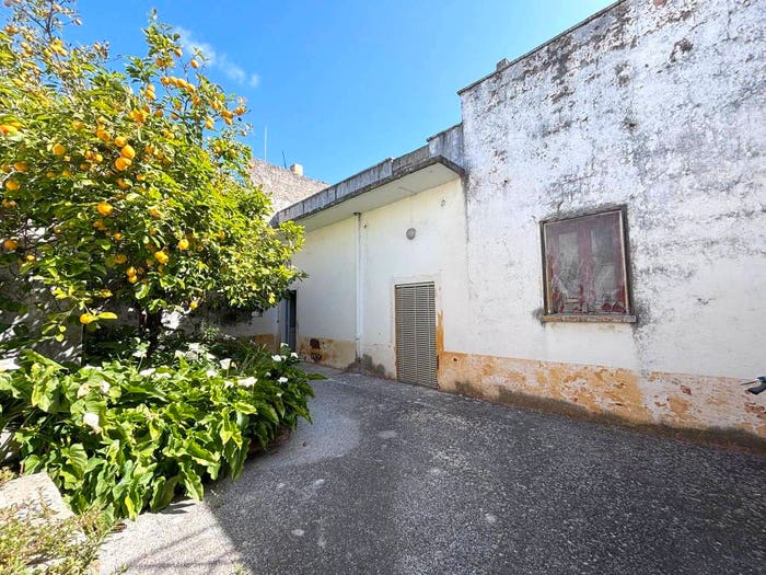 Appartamento con 5 locali in vendita in Via Guglielmo Oberdan, Tiggiano