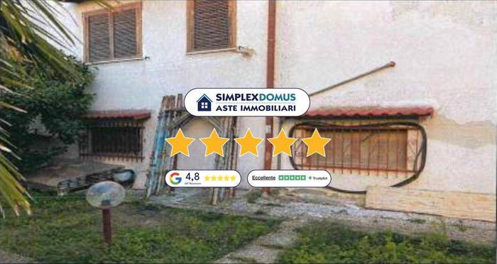 Appartamento con 6 locali in vendita in Via Folco Ruffo di Calabria, Tivolille Pasquali Merenzata, Mendicino