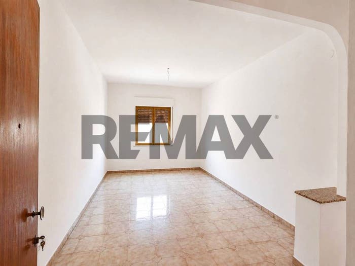 Appartamento con 6 locali in vendita in Via San Biagio, Fiumefreddo di Sicilia