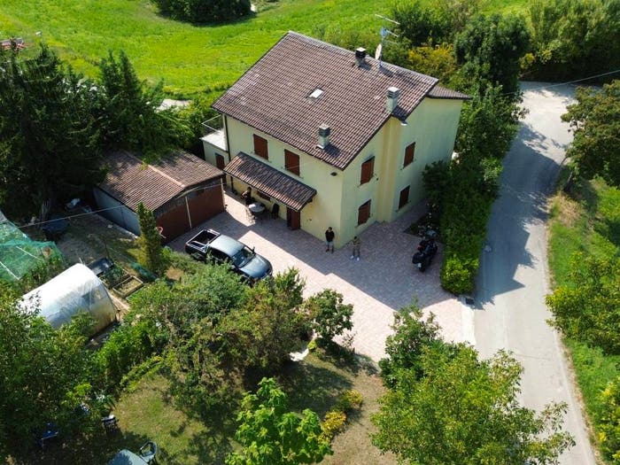 Casa con 6 locali in vendita in Via Ugo La Malfa, Castelnuovo Ne' Monti, Castelnovo Ne' Monti